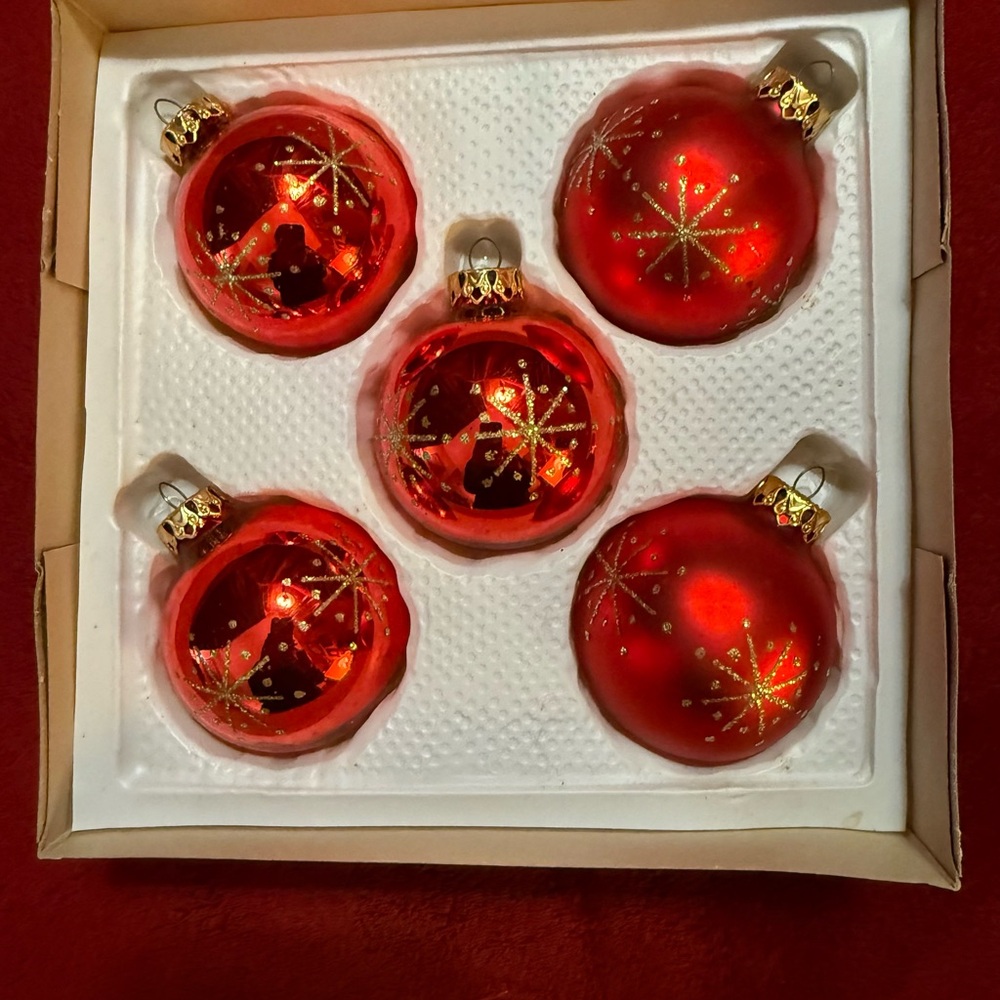 Vtg Red Glass Christmas Ornaments W/ Stars Shiney & Satin Approx.  2 1/2”